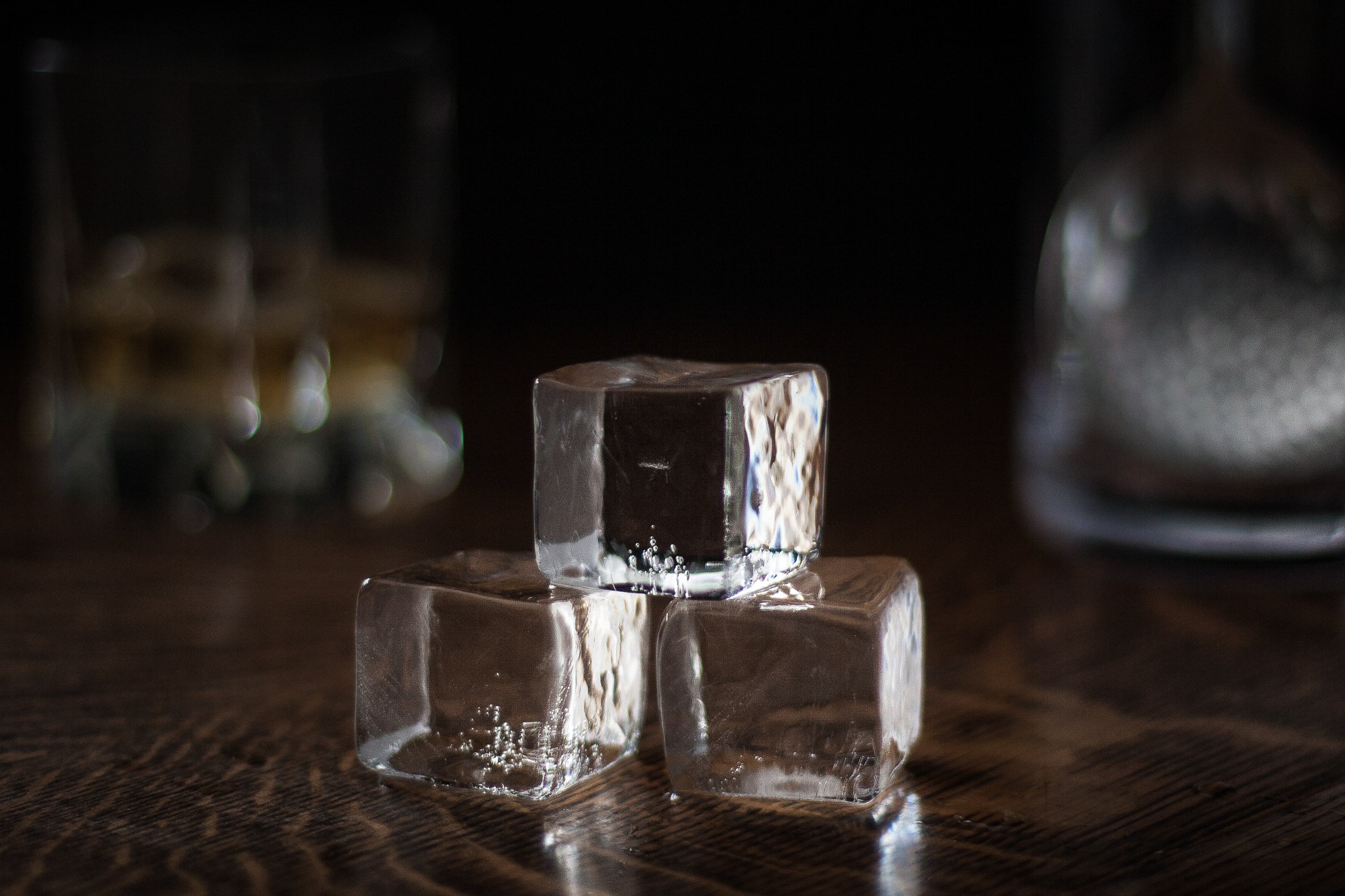 Why Does Water Freeze into Cloudy Ice Cubes in My Freezer?