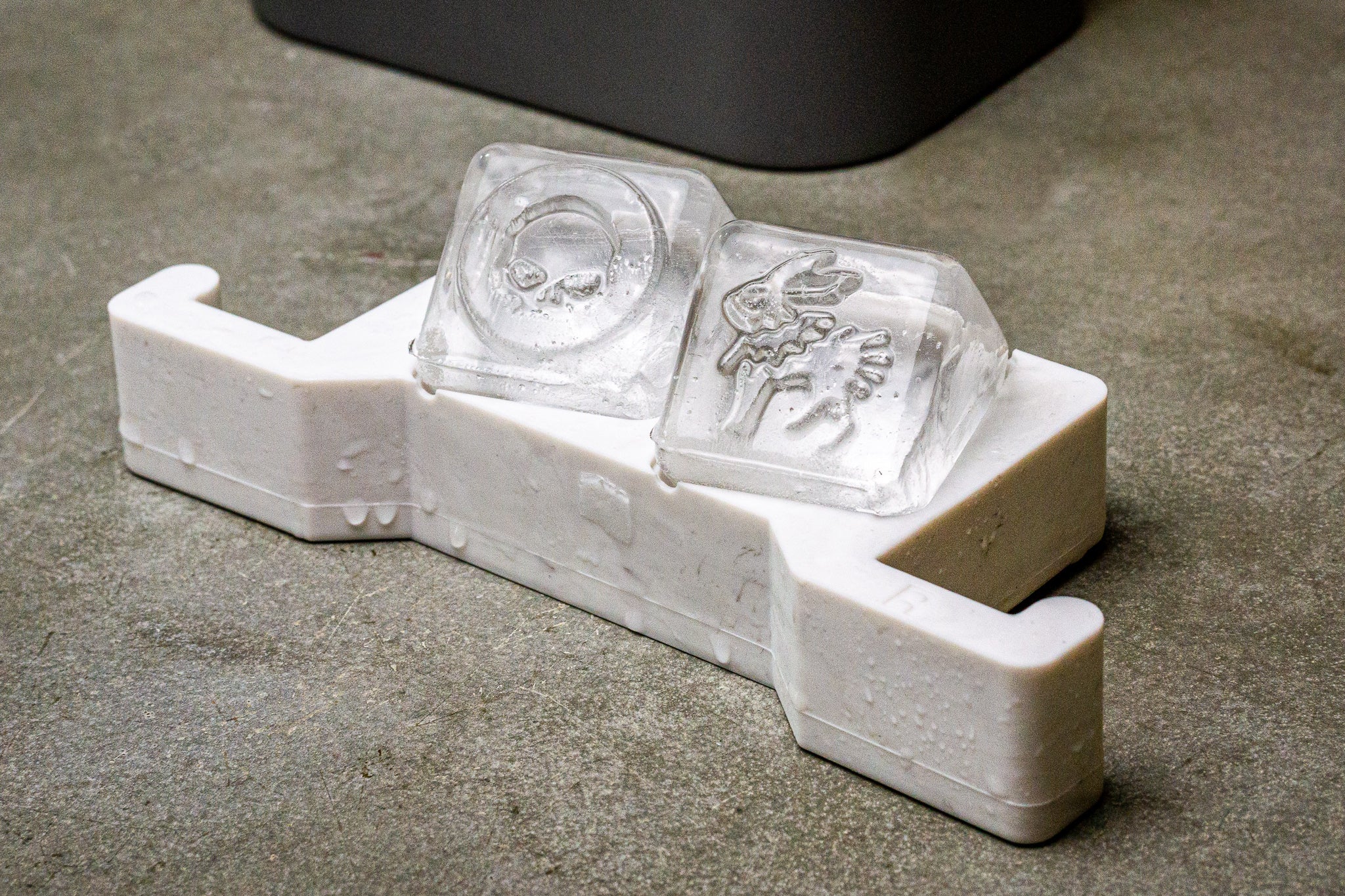 Customizable Cylinder Ice Cube Tray – Siligrams